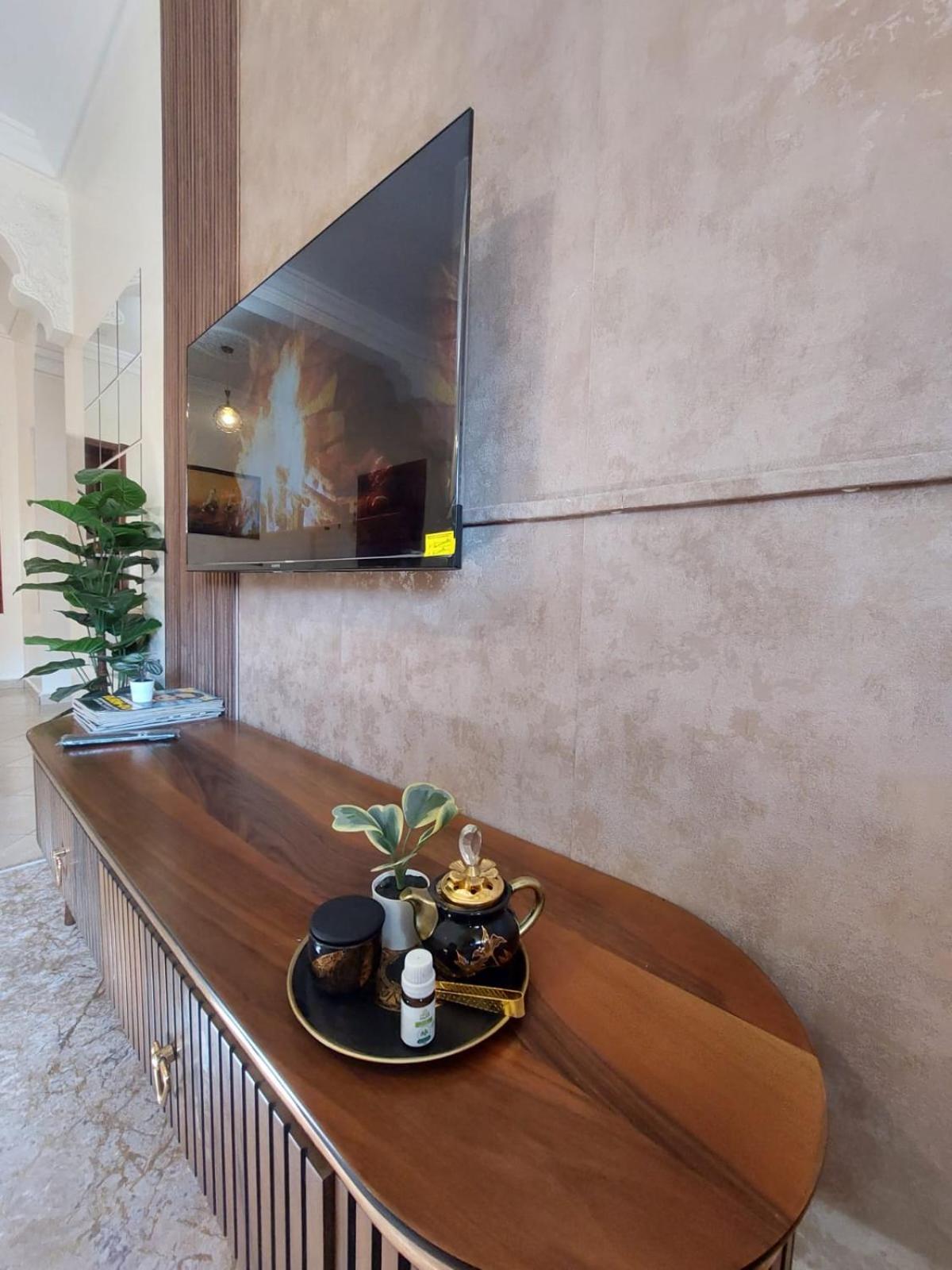 Charite Host Appartement , Wifi Et Parking Gratuit 阿加迪尔 外观 照片
