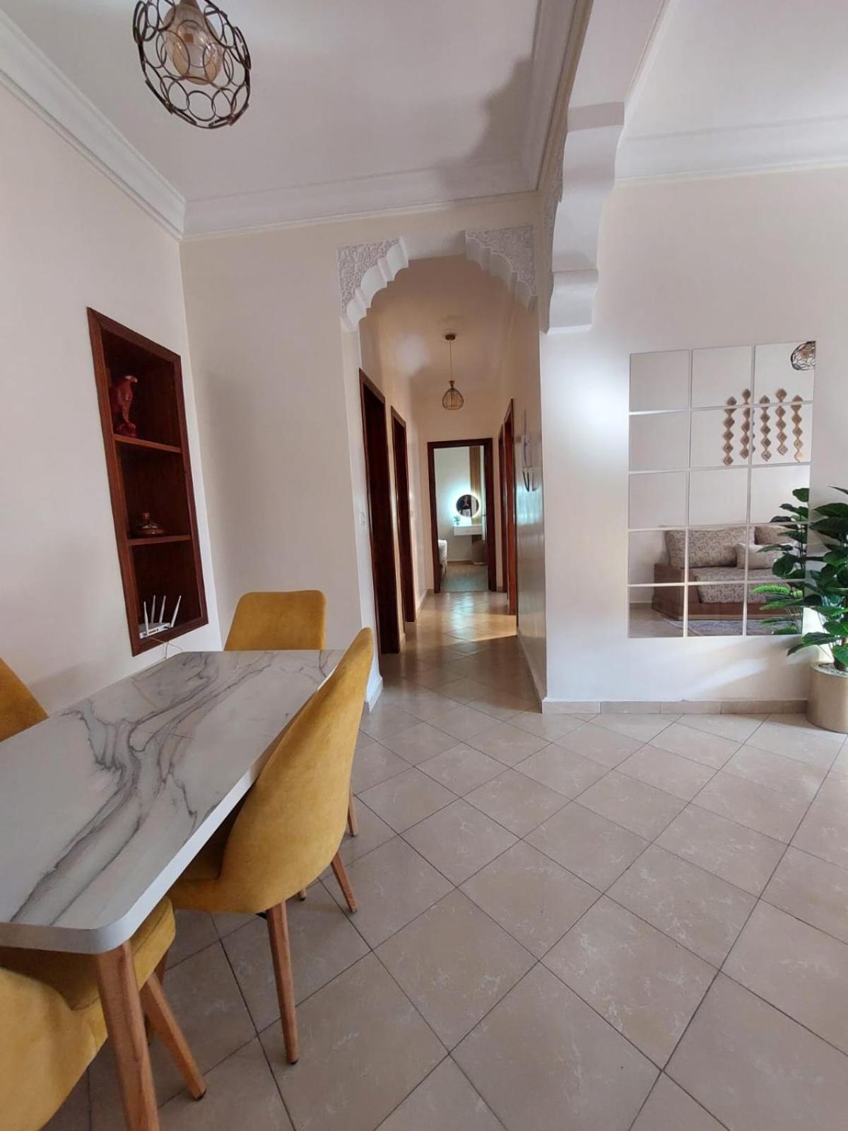 Charite Host Appartement , Wifi Et Parking Gratuit 阿加迪尔 外观 照片