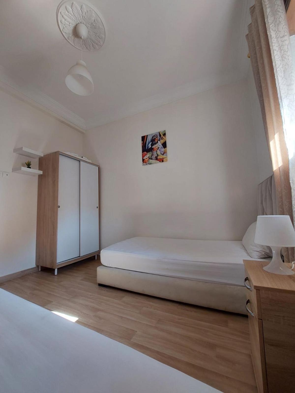 Charite Host Appartement , Wifi Et Parking Gratuit 阿加迪尔 外观 照片